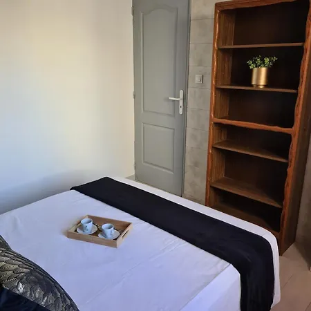 Maneliere Logement2, De Campagne - 10min Du Puy Dufou